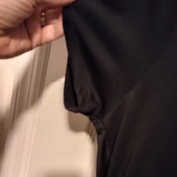 Marika Top - Picture 4 of 11